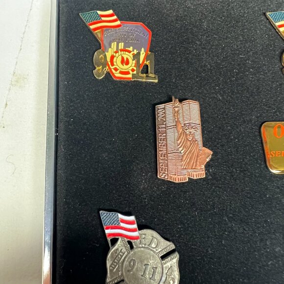 911 Commemorative Pin Set NYC FD, PD, and Port Authority Boxed Set of 9 Pins - Picture 2 of 5